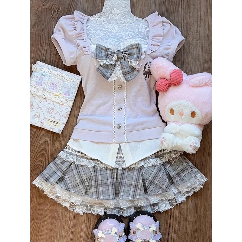 女性用ピンクレースパッチワークトップ、大きなリボンとパフスリ - Anime & Cosplay Expo Acx 2025 のレビューと価格